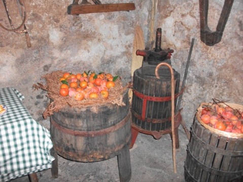 cantina capo lo Serro